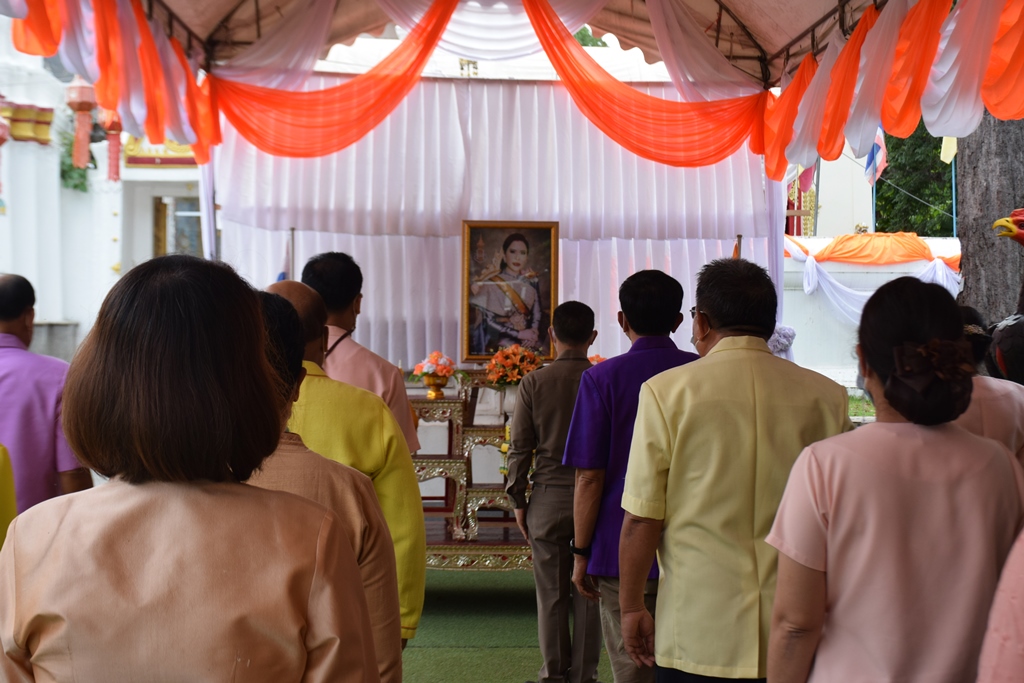 วธ. อุตรดิตถ์ ร่วมกับวัดพระแท่นศิลาอาสน์ เปิดตัวนิทรรศการ  จัดลงนามถวายพระพรฯกรมพระศรีสวางควัฒนฯ 