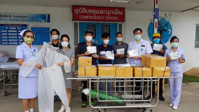 กฟผ. มอบเงิน หจก.ธนพล (2000) มอบชุด PPE สนับสนุน รพ.บางสะพาน ต้านภัยโควิด-19