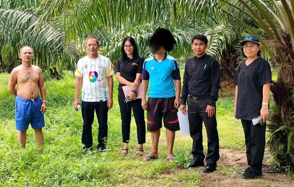 พช.ตรัง ผนึก ป.ป.ส. ภาค 9 มอบทุนอาชีพผู้เสี่ยงยาเสพติด สร้างโอกาสเริ่มต้นชีวิตใหม่