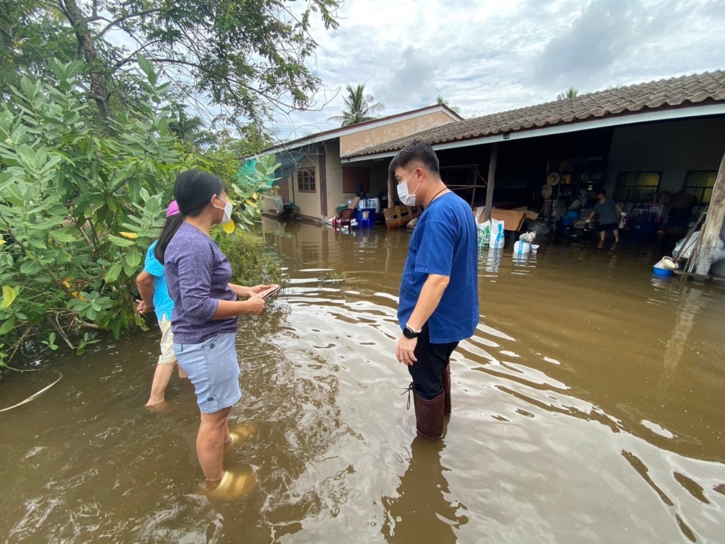ปภ.สมุทรสาคร แจงระดมร่วมแก้ปัญหาน้ำท่วม-สาเหตุฝนตกหนัก