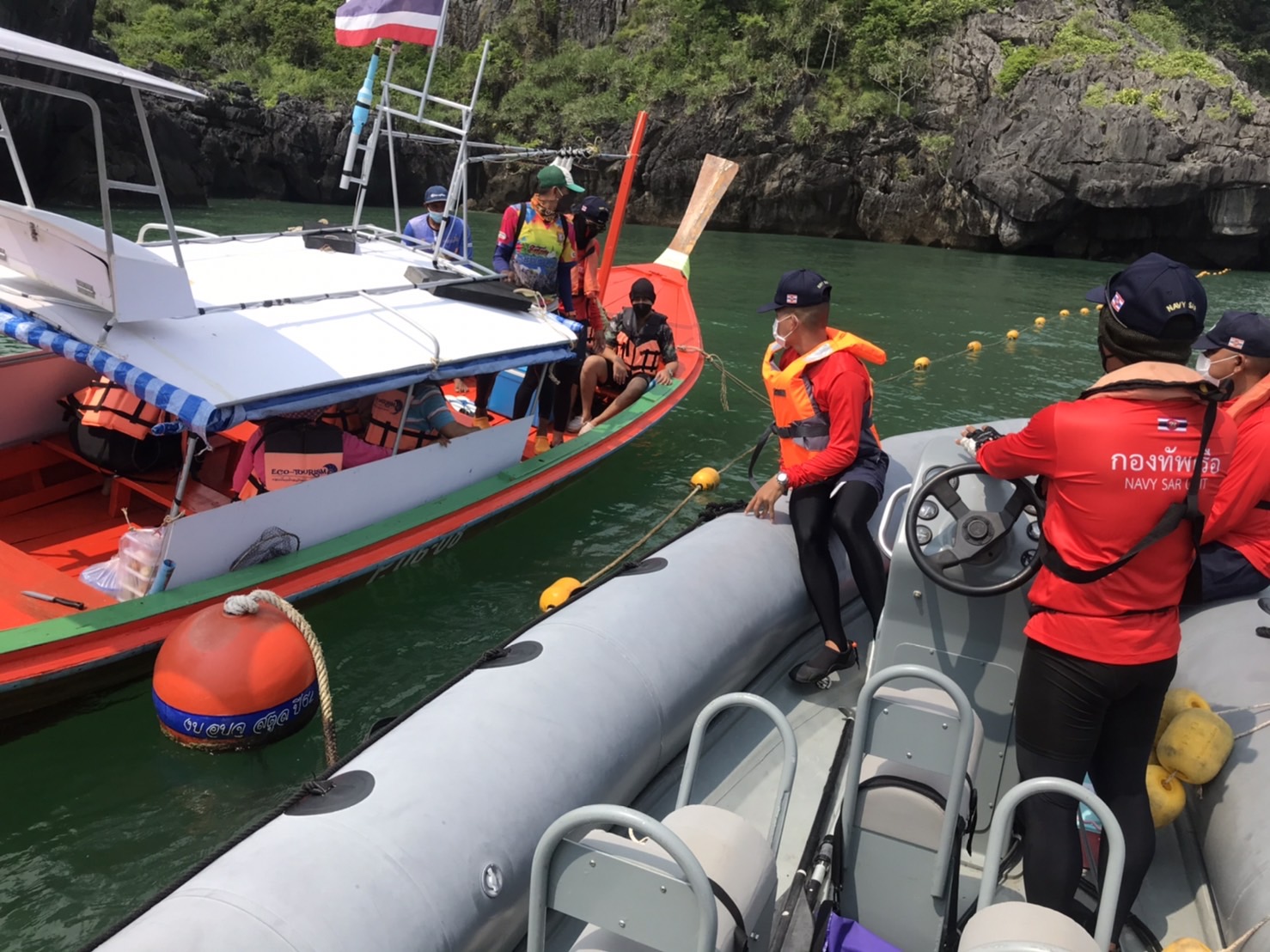  นทท.แน่นทหารเรือตรวจตราความปลอดภัยทางทะเลสตูลช่วงสงกรานต์ 