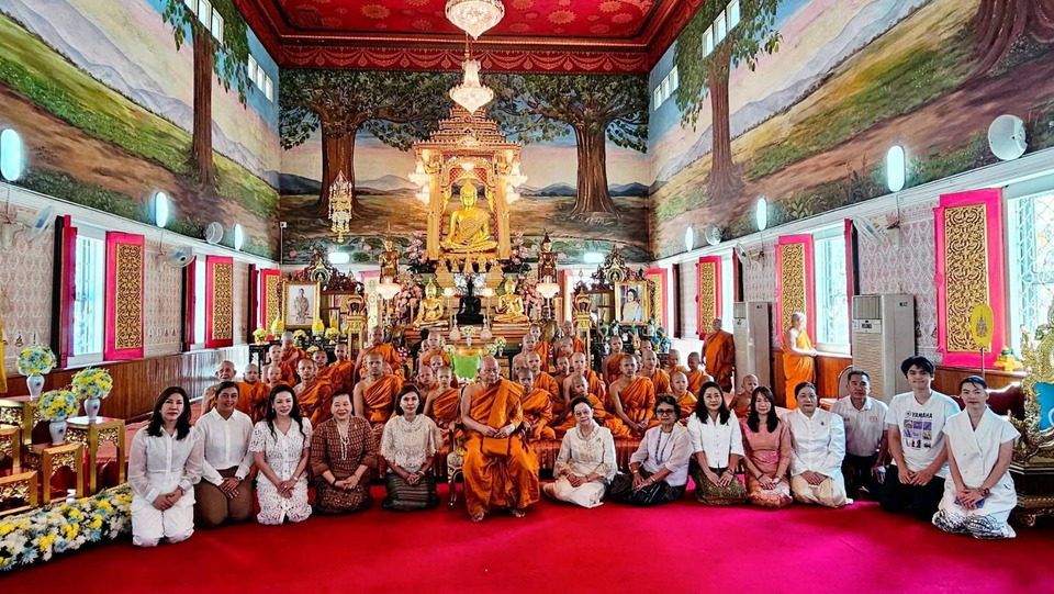 “เจง วิไลลักษณ์ นำทีมเพื่อนร่วมบุญใหญ่ บรรพชาสามเณรภาคฤดูร้อน 2569 ณ วัดธาตุทอง ปลูกฝังคุณธรรมเยาวชนไทย”