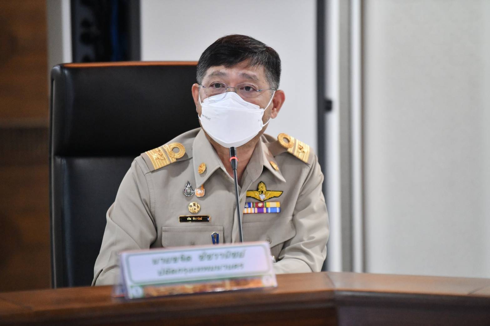 กทม.ประดับดอกไม้ "วันพ่อแห่งชาติ" กว่าแสนต้น ชวนเก็บภาพประทับใจตลอดธันวานี้