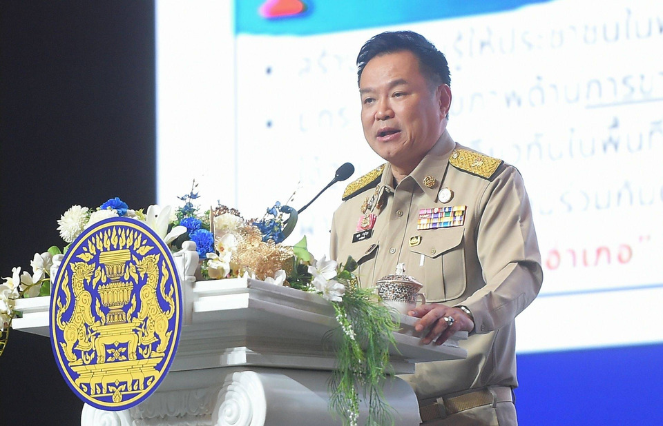 "นายกฯ" มอบนโยบายความมั่นคงจับคู่ทำงาน สั่งเข้มตั้งด่านตรวจค้นอาวุธ 