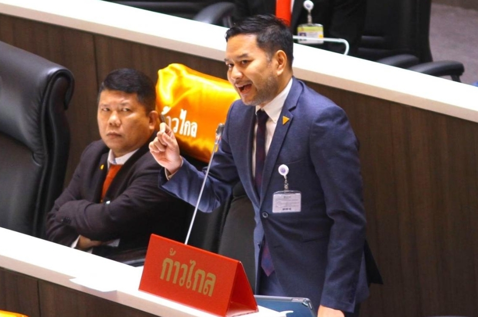 "หมอเอก" แจงเหตุยกมือโหวตหนุน "อนุทิน" | ชี้ไม่มีปมทุจริต เคยตอบรับลงพื้นที่เชียงรายให้ 