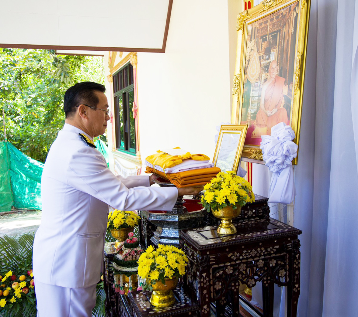 ทิพยประกันภัยอัญเชิญผ้าพระกฐินโปรดประทาน ของสมเด็จพระสังฆราช ไปทอดถวาย ณ วัดเทพนิมิต จังหวัดนครศรีธรรมราช  
