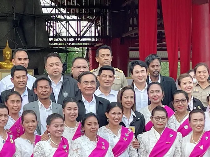 "พงศ์สินธุ์" ยก "บิ๊กตู่" เทียบ "ป๋าเปรม" ซื่อสัตย์ จงรักภักดีสูงสุด