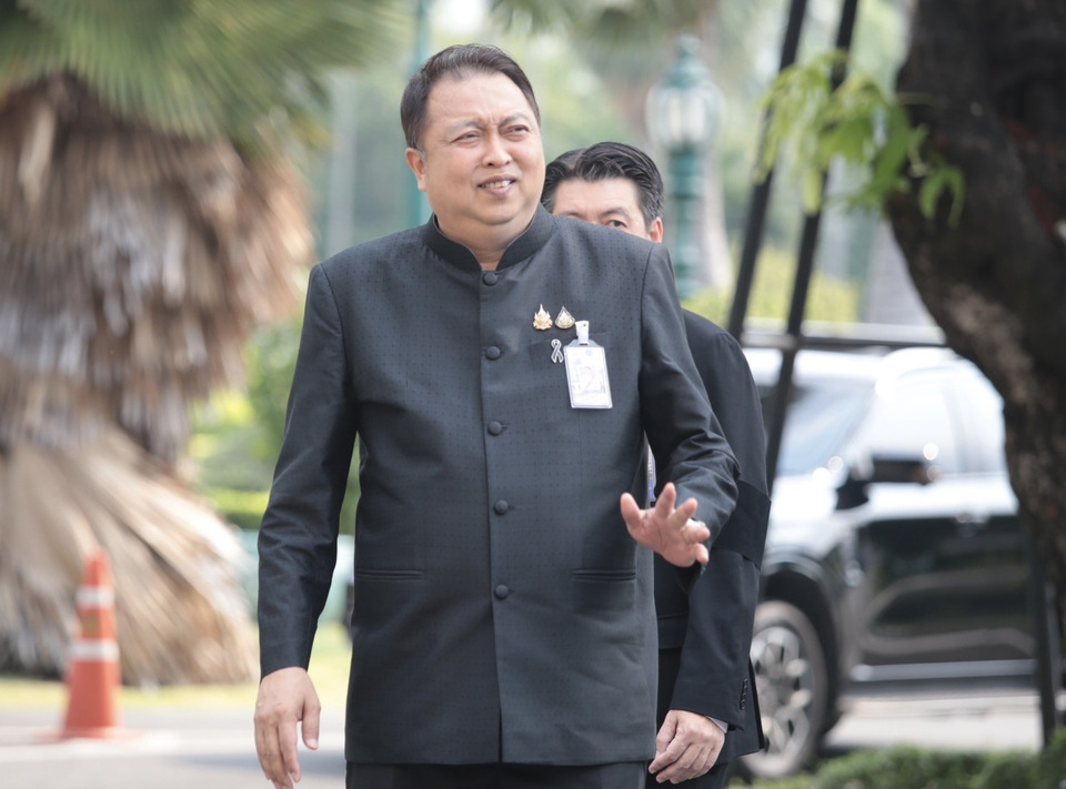 "สุชาติ" ชี้คนเผาป่าหาของต้นเหตุ PM 2.5 วอนตระหนักก่อมลพิษคนหมู่มาก ย้ำรัฐบาล หนุน "พรบ. อากาศสะอาด" ไม่ป้องนายทุน 