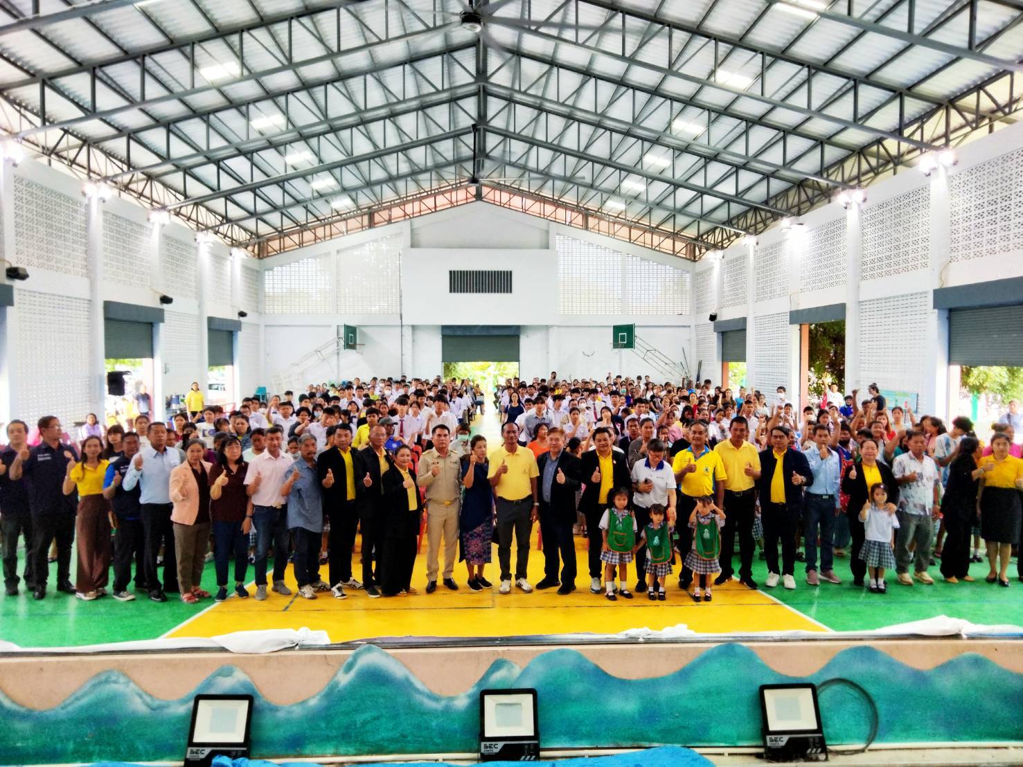 ภาคเอกชนใน จ.ระยอง มอบทุนการศึกษา 5 แสนบาท เพื่อสร้างโอกาสทางการศึกษาแก่นักเรียน
