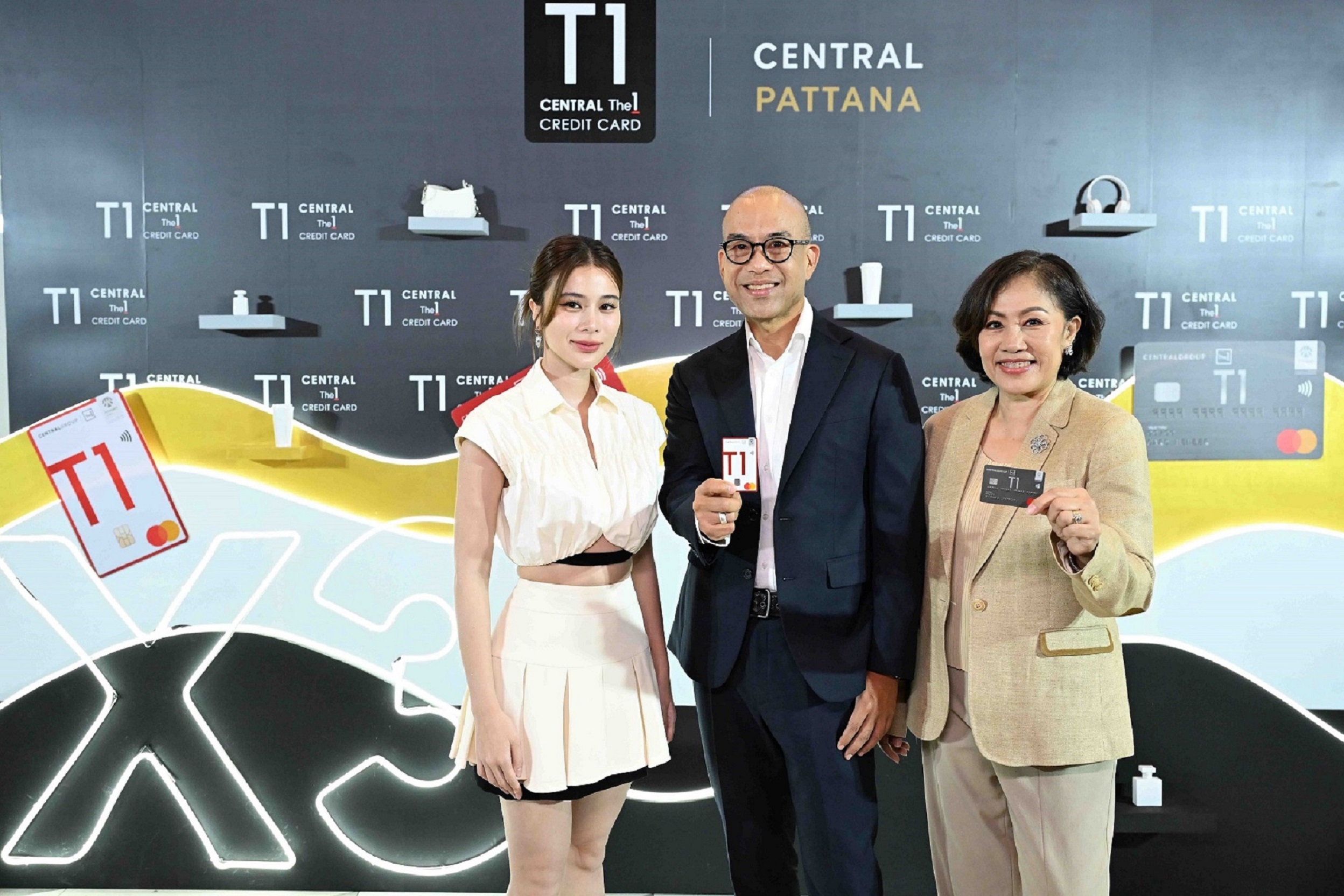 บัตรเครดิต เซ็นทรัล เดอะวัน รุกต่อยอดจับมือเซ็นทรัลพัฒนา ชวนช้อปสนุก พร้อมรับคะแนนเดอะวันสูงสุด 3 เท่า 