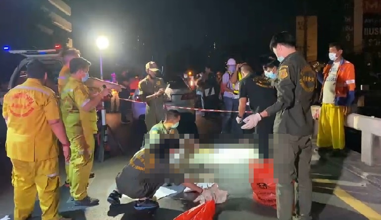 สลด! สาวขับเบนซ์พุงชนหนุ่มวิศวกรดับคาที ขณะคุมงานวางระบบสายไฟฟ้าใต้ดินบนถนนรัชดาภิเษก