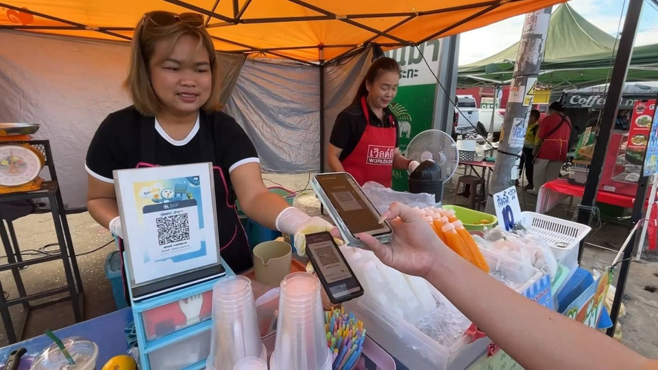 อีสานโพลชี้ คนอีสานจ่อสมัคร “คนละครึ่งพลัส-ไทยช่วยไทยพลัส” ขอรัฐลดน้ำมัน-ของแพงมากกว่าแจกเงิน
