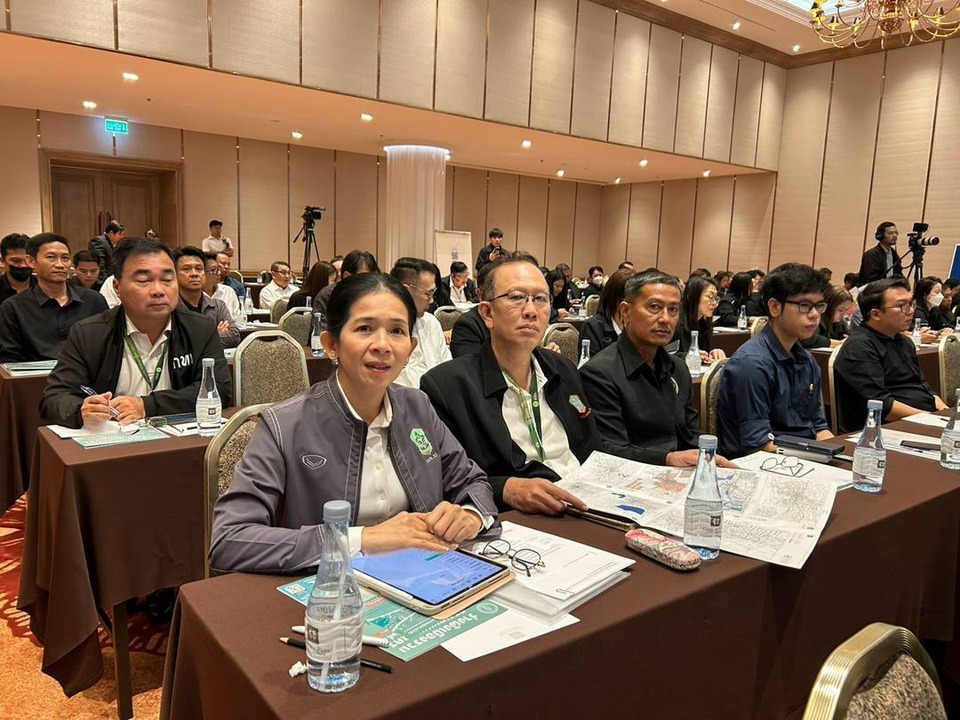 ร่วมประชุมเพื่อสร้างความเข้าใจ