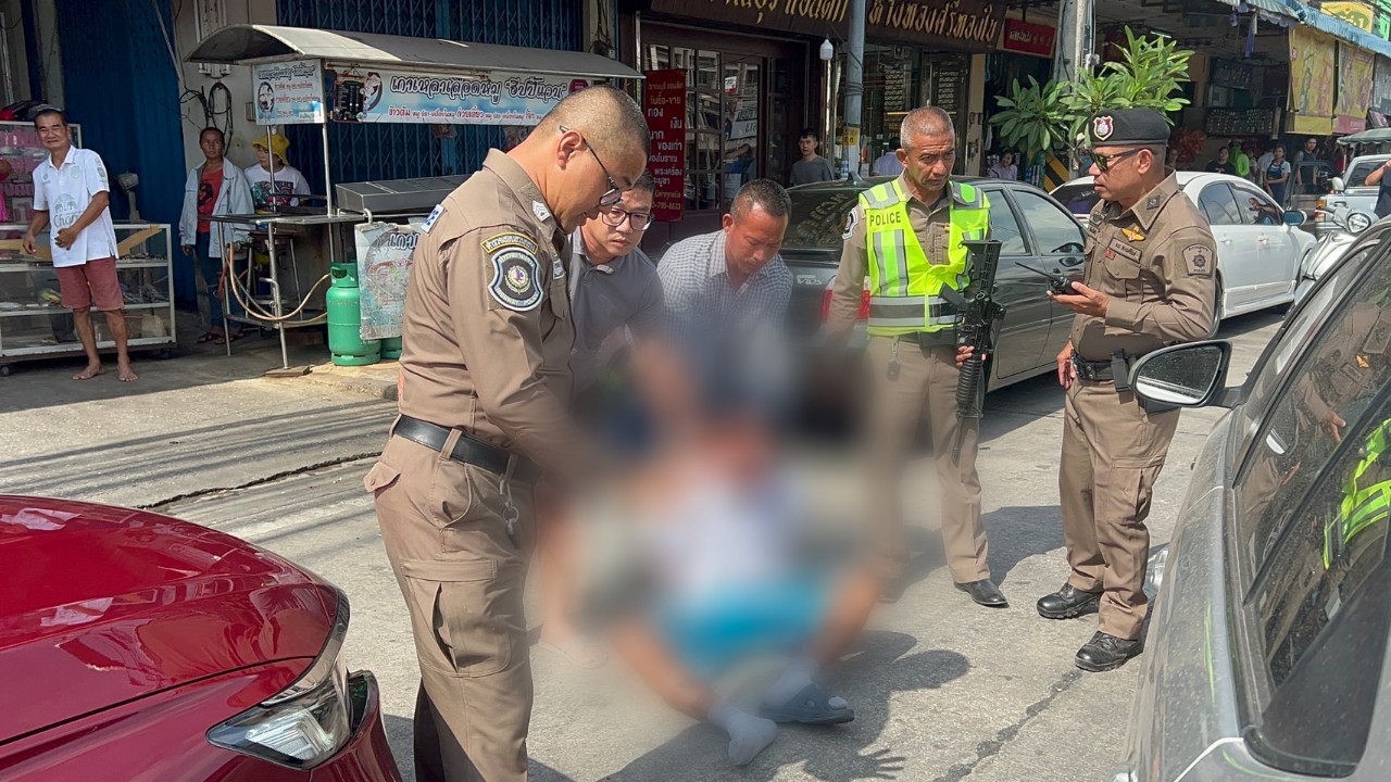 หนุ่มใหญ่ขับเก๋งเติมน้ำมัน 500 ไม่จ่ายเงิน ก่อนซิ้งหนีข้าม3จังหวัดกว่า 160 กิโล  