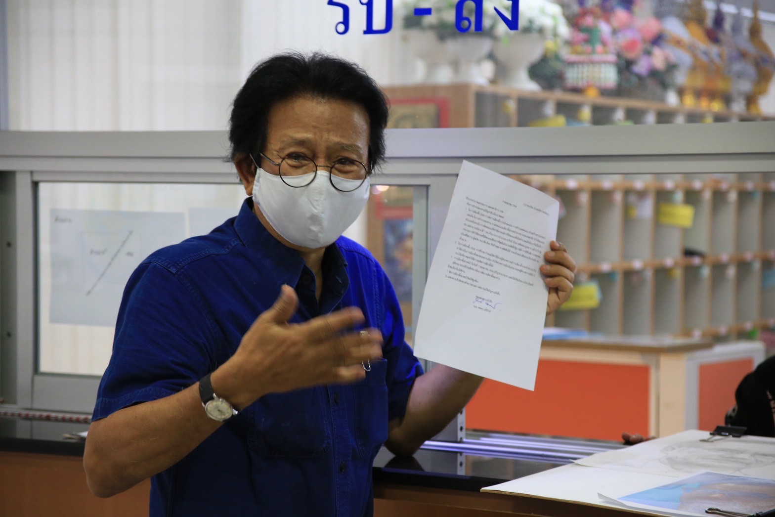“หมอทศพร" จี้ “กกต.” จัดเลือกตั้งล่วงหน้าใหม่แล้วลาออก หลังเกิดปัญหาหลายอย่าง พร้อมจุดเทียนไว้อาลัย