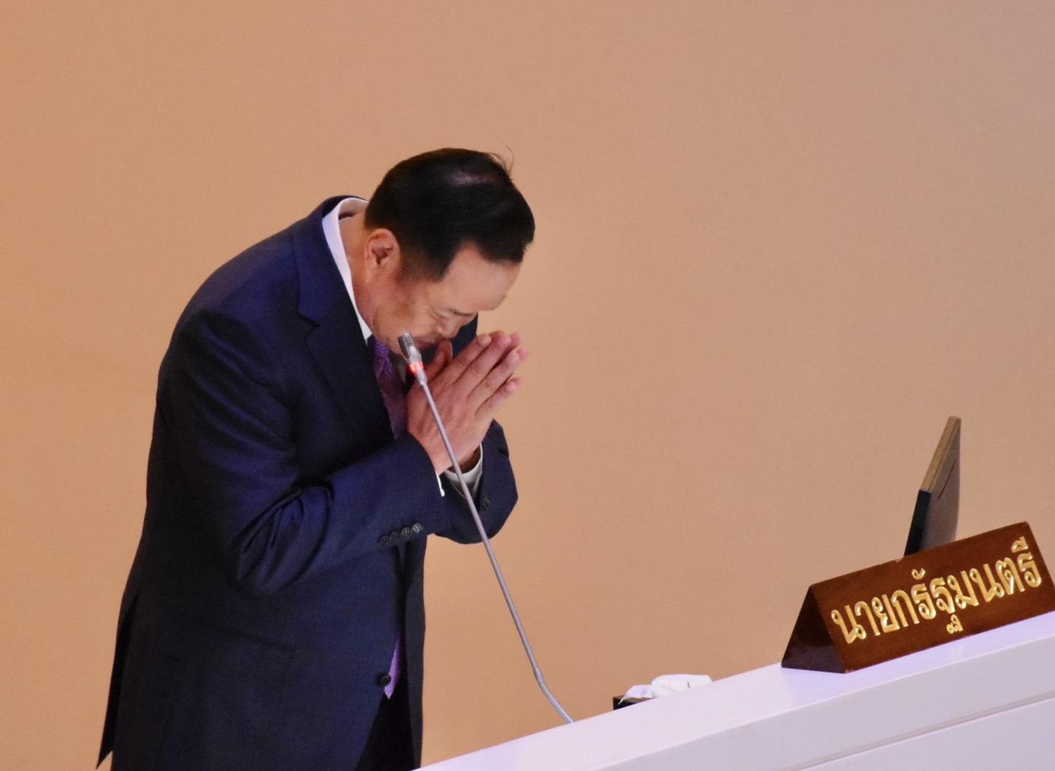 “นี่หนู! ไม่ใช่เป็ด(ง่อย)” “อนุทิน” ลั่น 4 เดือนยุบสภา! อโหสิให้ “ขั้วอำนาจเก่า” ท้าวัดกันในสนามเลือกตั้ง