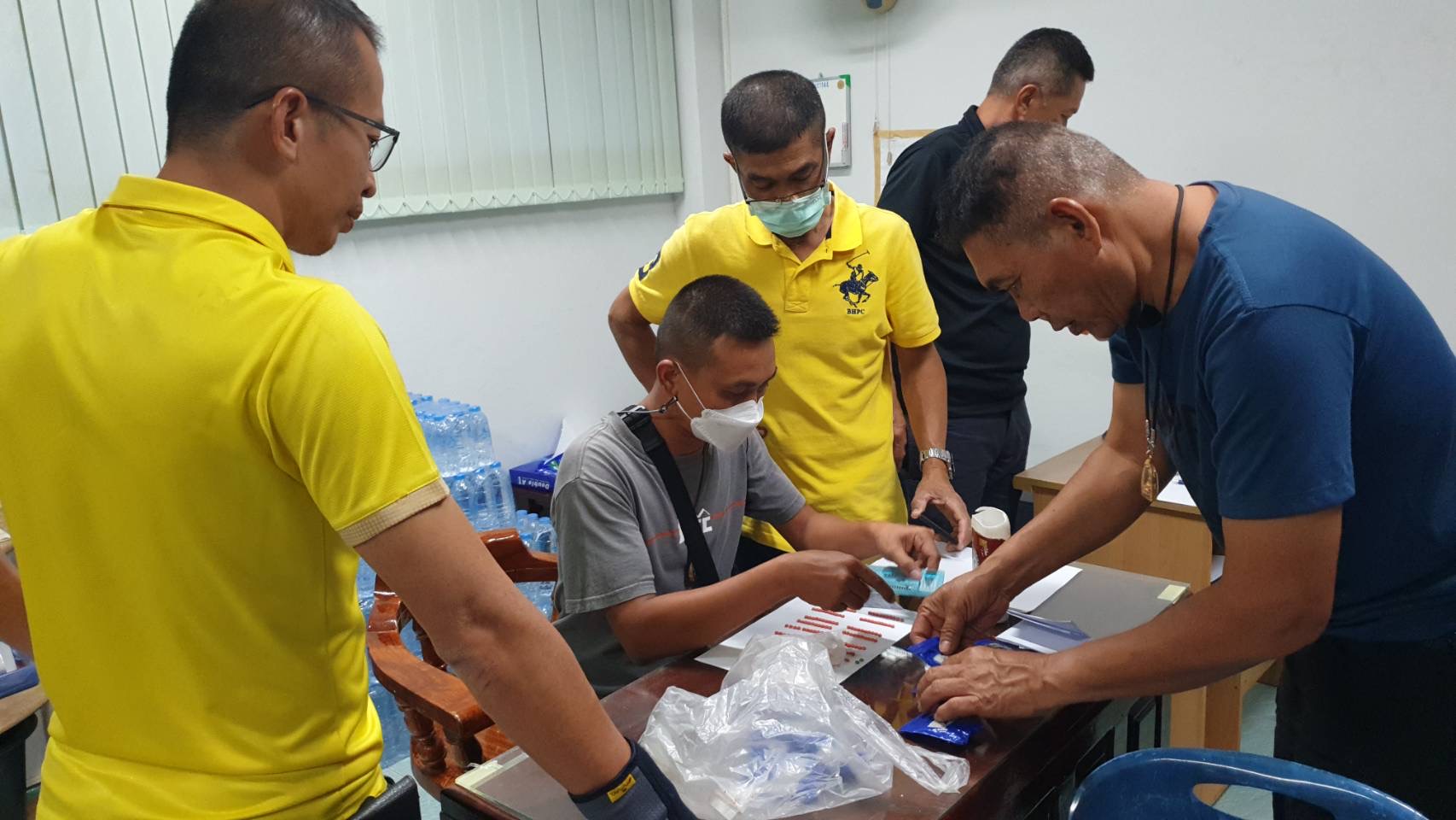 สกัดจับกลุ่มชาวเมียนมาหนีภัยสงคราม แอบรับจ้างขนยาเสพติดเข้าไทย แลกกับค่าเดินทางไปมาเลเซีย