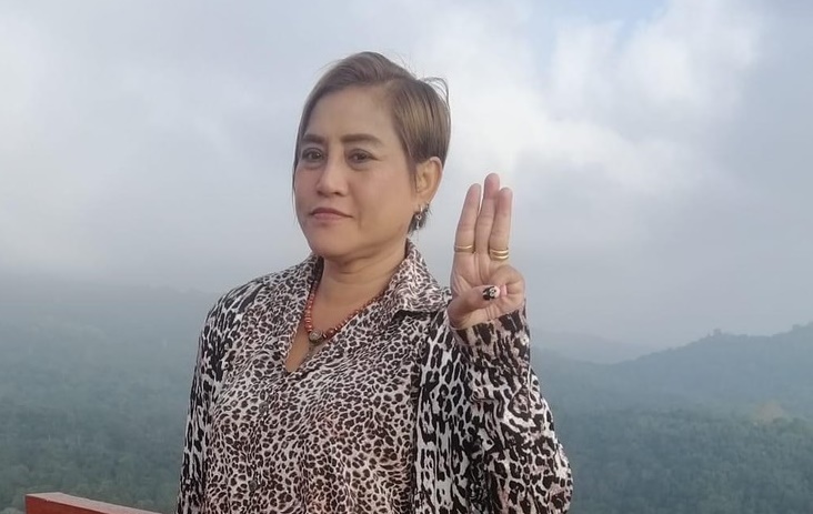 ศาลอาญากรุงเทพใต้ ไม่ให้ประกันตัว "จินนี่ จิรัชยา" ข้อหาดูหมิ่นศาล ส่งตัวเข้าเรือนจำทันที 