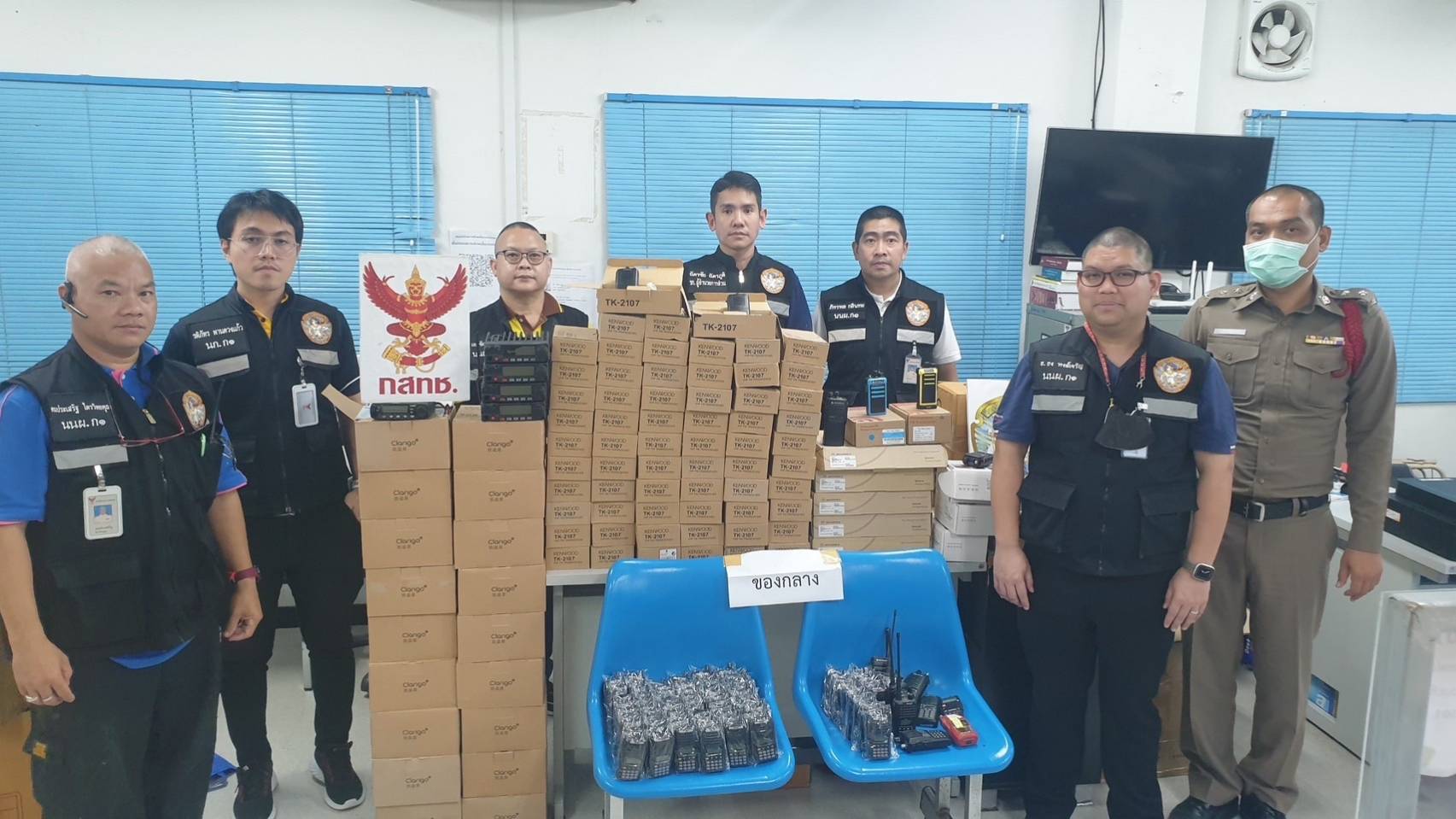 จับกุมผู้ค้าวิทยุสื่อสารเถื่อนย่านพัทยาจังหวัดชลบุรีกว่า 500,000 บาท