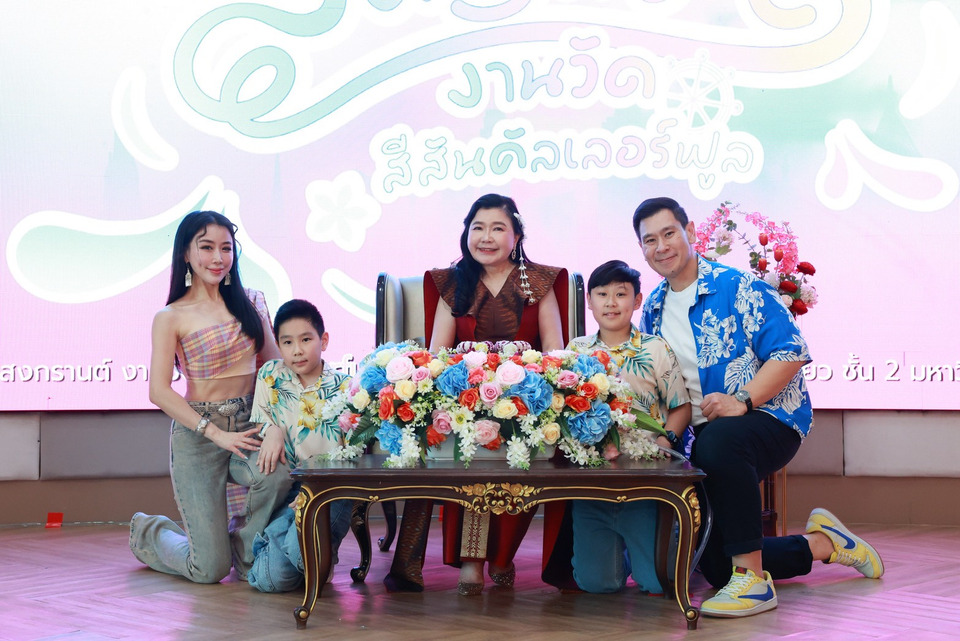 "BTU สงกรานต์ งานวัด" จัดเต็มความสุข อบอุ่น สดใส! "ศ.ดร.บังอร" นำทีมผู้บริหาร-นศ. แต่งชุดไทยคัลเลอร์ฟูล