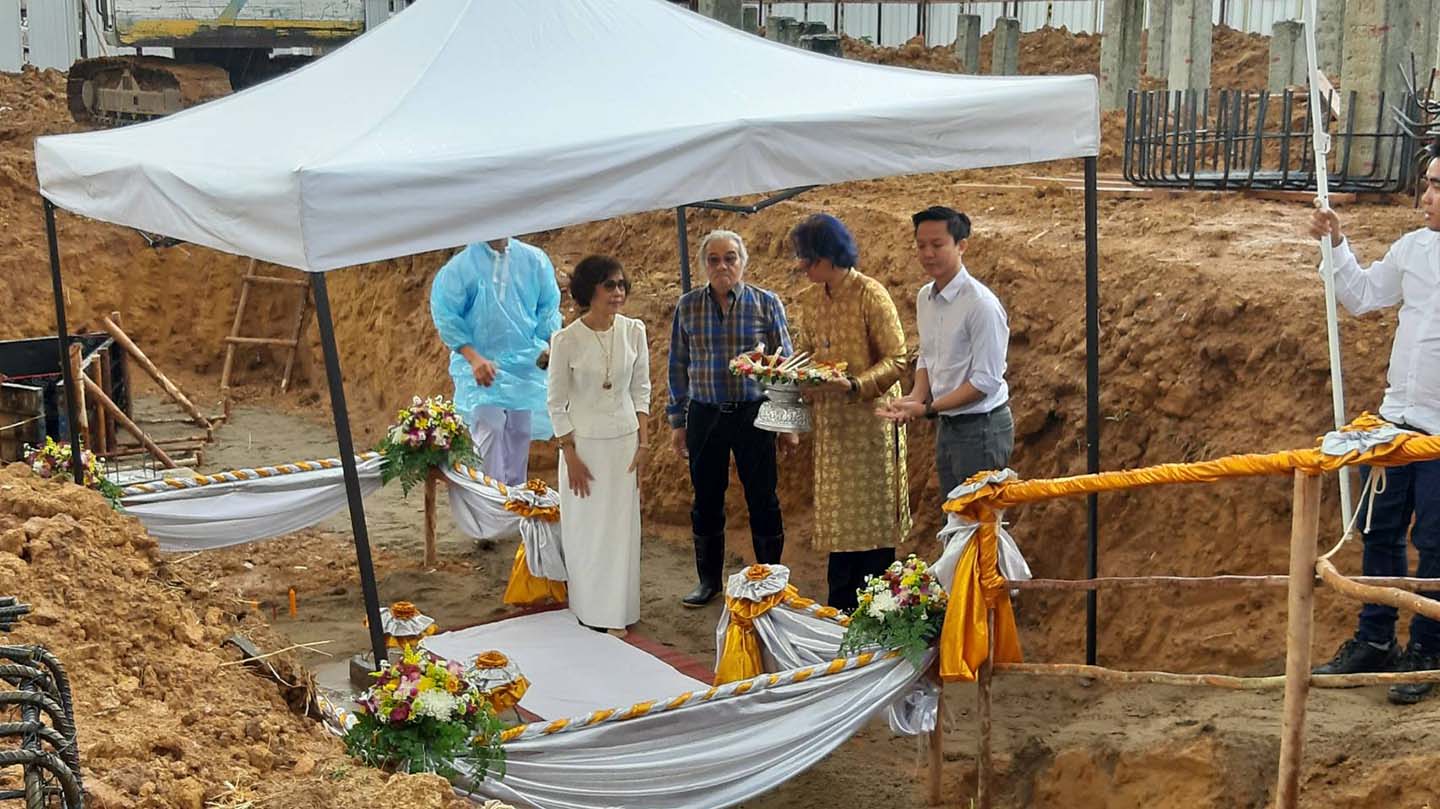  วีที แหนมเนืองวางศิลาฤกษ์ทุ่ม 200 ล้านลุยตลาดมุกดาหารและอีสานใต้