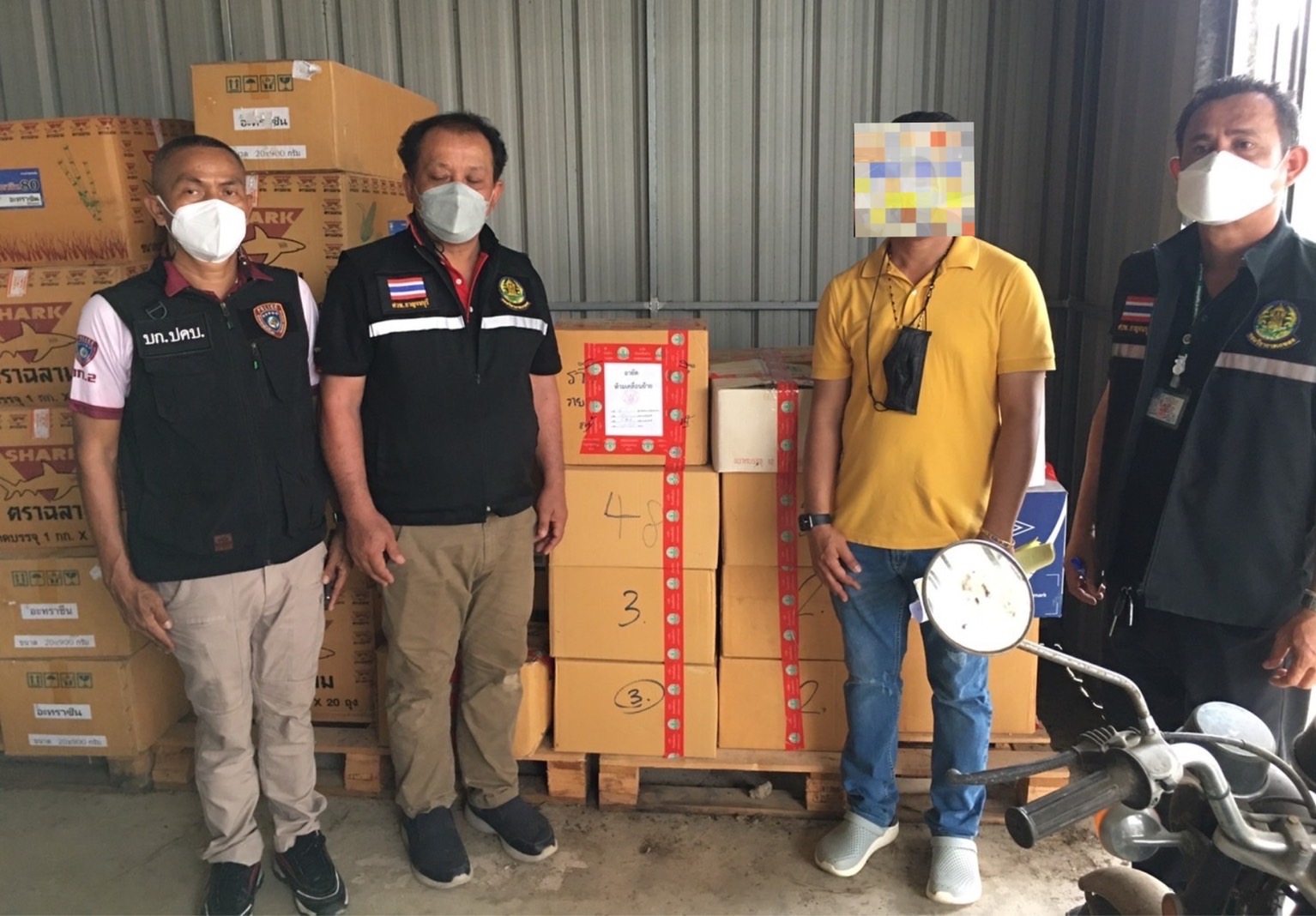  ปคบ.ร่วมกรมวิชาการเกษตรลุยจับวัตถุอันตราย พื้นที่ จ.กาญจนบุรี ยึดของกลางเพียบมูลค่ากว่า 2.5 ล้านบาท