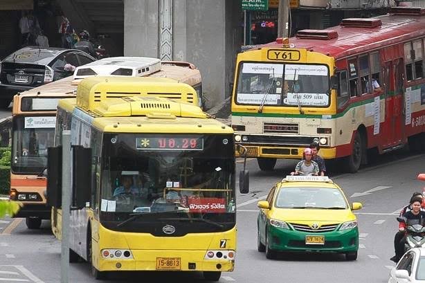 ขนส่งฯแจงตัวเลขรถสาธารณะทั่วปท.โดยตัดแต้ม 3.3 พันราย
