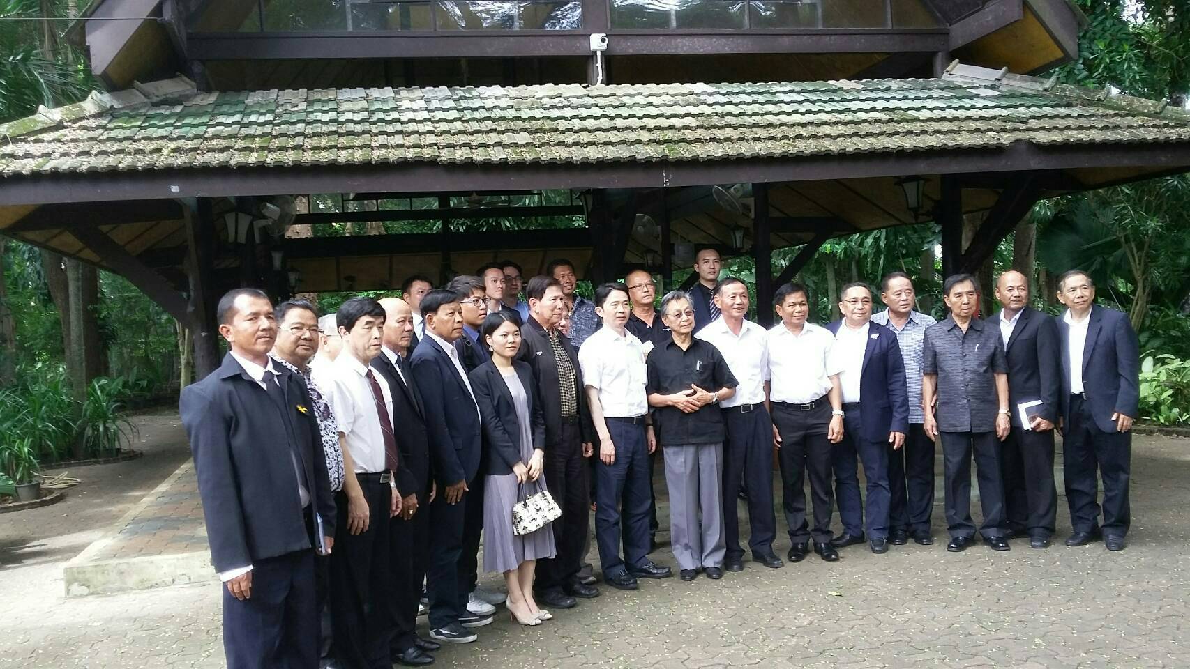 ปธ.ที่ปรึกษาลงกระบี่-ตรัง สำรวจพื้นที่ก่อสร้างคลองไทย พบปะพูดคุย “นายชวน หลีกภัย”