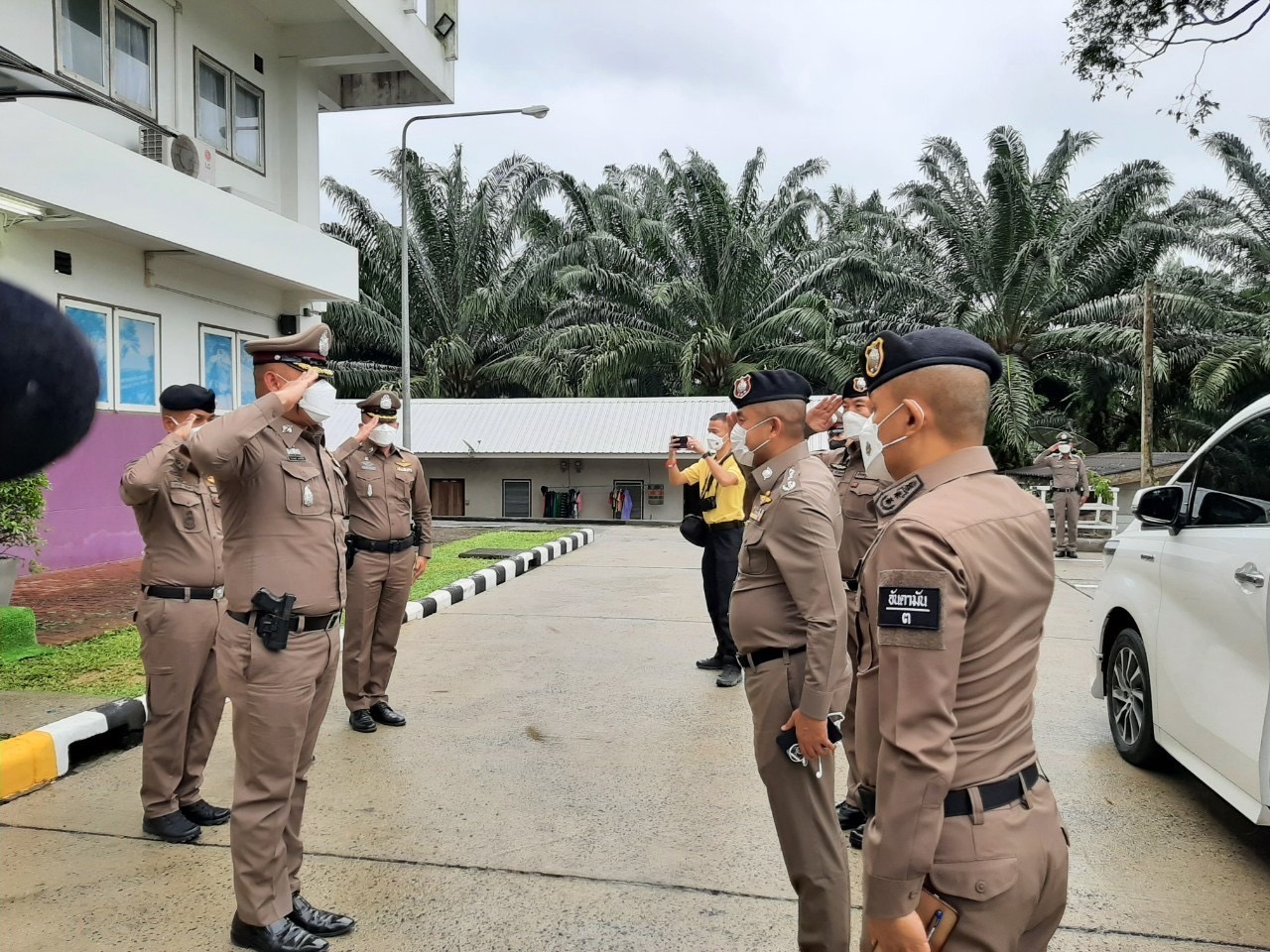 "บิ๊กโจ๊ก" ลงพื้นที่ประเมินโครงการ Smart Safety Zone 4.0 สภ.เขาหลัก สุดยอดโรงพักไฮเทค หนึ่งเดียวของ ภาค 8