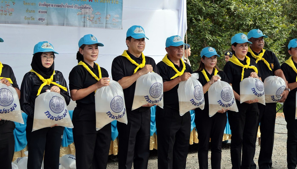 สตูลรวมพลังจิตอาสาพัฒนาคลองบันไต ถวายเป็นพระราชกุศล วันแม่แห่งชาติ 2569