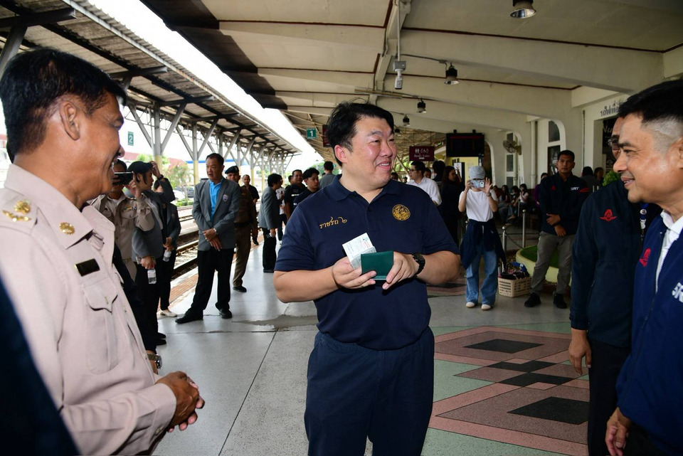 “สิริพงศ์” เดินหน้าพัฒนาสถานีรถไฟศรีสะเกษสู่ GECC ชูนวัตกรรมแอปฯ สั่งอาหารบนขบวน ยกระดับระบบรางไทย
