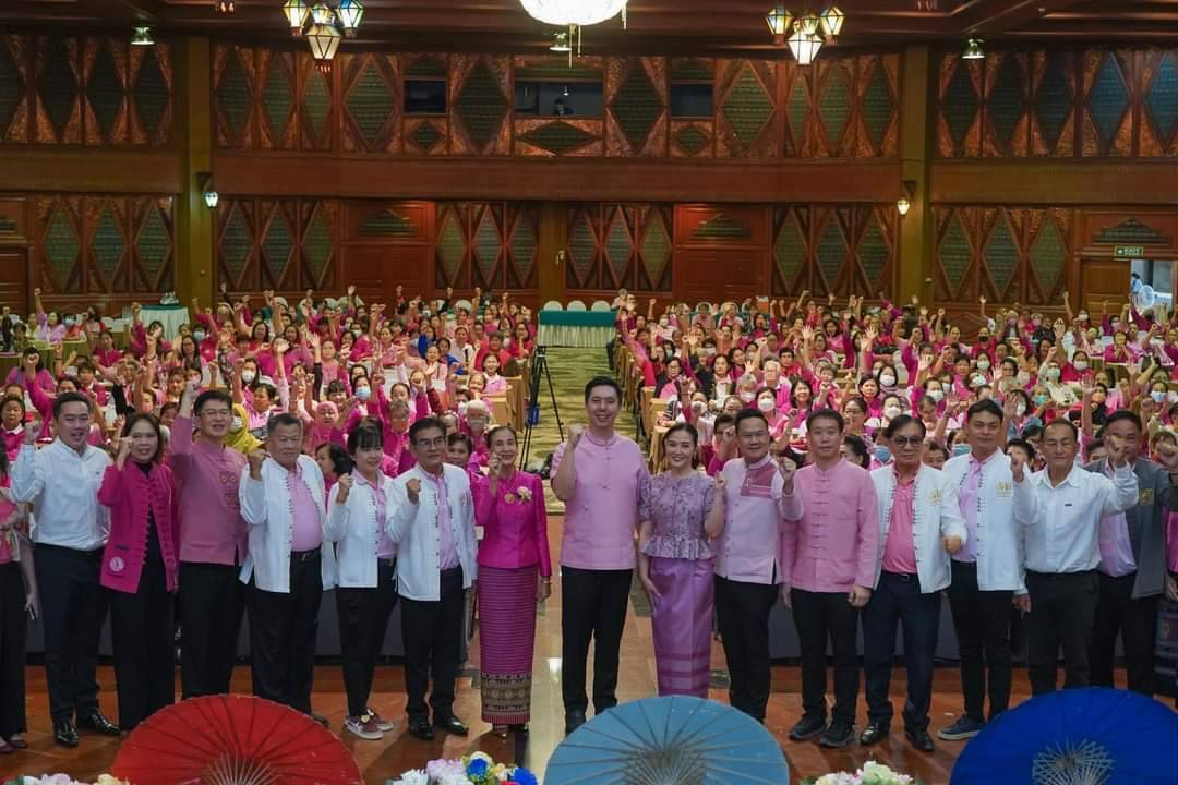 นายกเทศมนตรีนครเชียงใหม่ เป็นประธานพิธีเปิดโครงการอบรมกลุ่มพัฒนาสตรีชุมชนในเขตเทศบาลนครเชียงใหม่