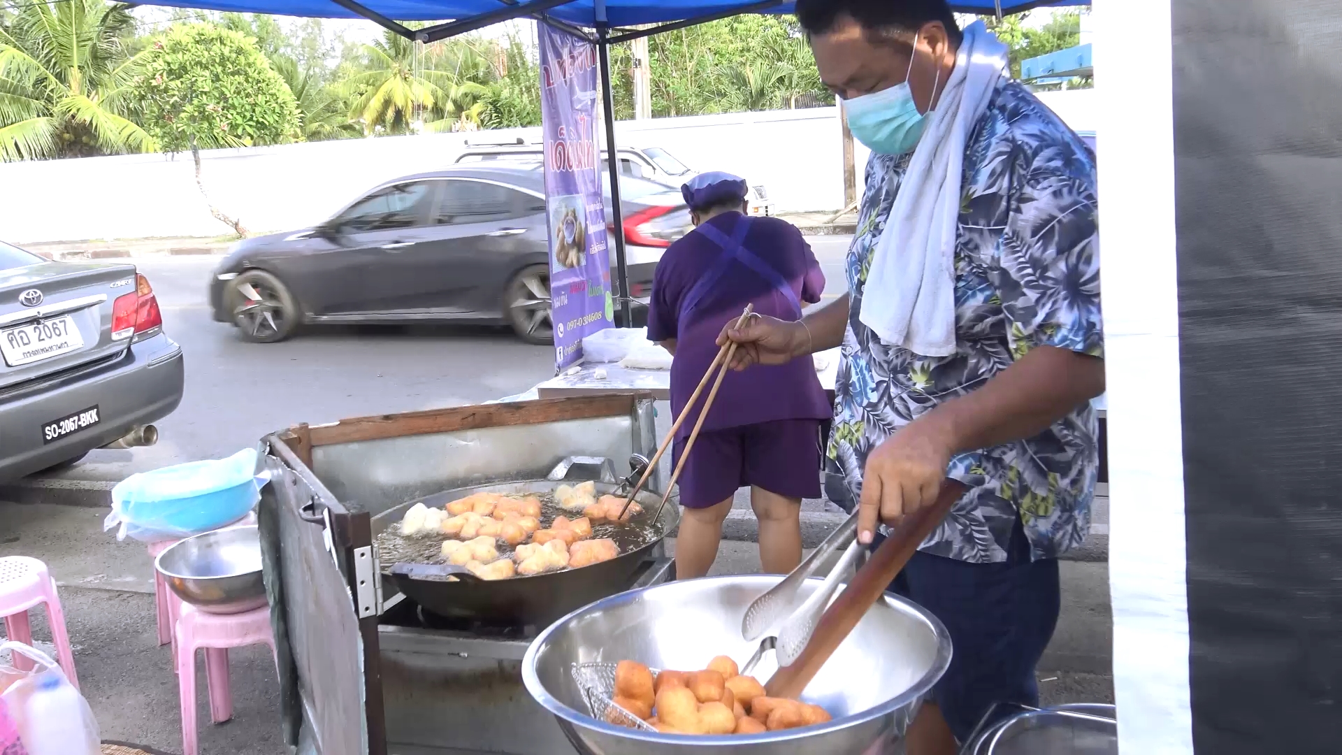 'ปาท่องโก๋'สูตรเด็ดของสงขลาจากอดีตพนง.การบินไทยทำลูกค้าเข้าคิวซื้อเพียบ