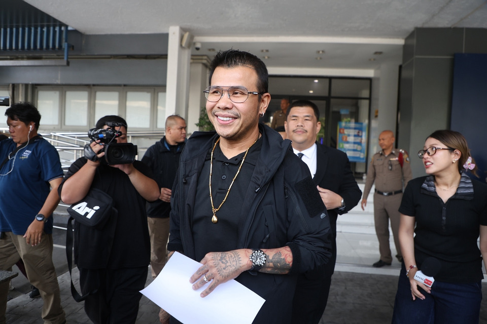 ‘โทน บางแค’ เข้ากองปราบฯ ชี้แจงคดีเวียนพระเครื่อง มูลค่ากว่า 5,000 ล้าน