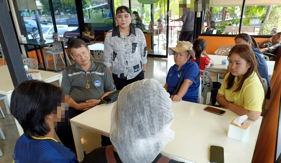 พี่สาวแฉคลิป รุ่นพี่ ม.1 กระชากผม-ตบ ด.ญ.ป.5 ยันเอาเรื่องถึงที่สุด ปมบูลลี่เชื้อชาติ
