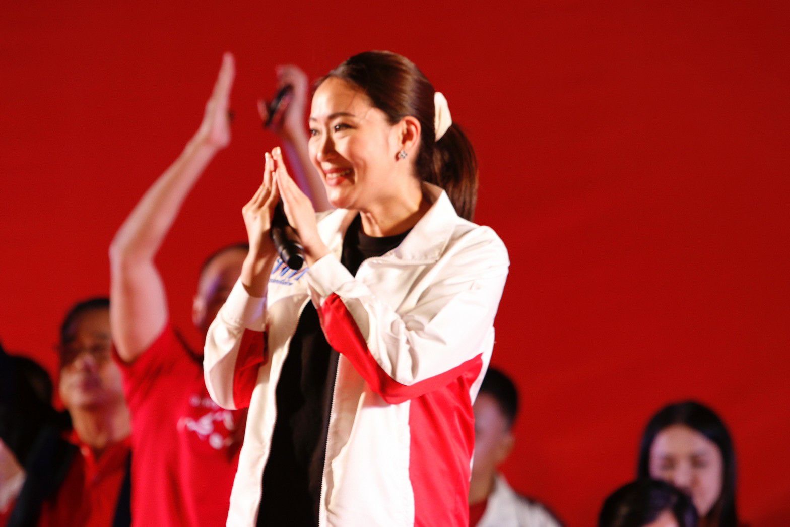 “แพทองธาร” ประกาศรอนโยบายเด็ดๆหลังยุบสภานี้ พร้อมอ้อนพี่น้องเมืองกาญจน์เลือกเพื่อไทยแลนด์สไลด์ทั้งจังหวัด
