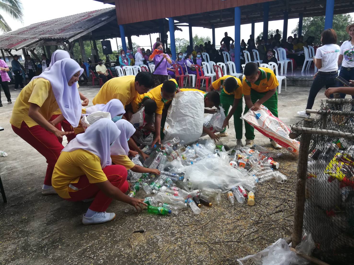 ท่องเที่ยวและกีฬาตรัง  จับมือ หน่วยงานท่องเที่ยวสีเขียวเปิดเกาะลิบง จัดกิจกรรม ชุมชนท่องเที่ยว รักษ์โลก ลดเลอะ "Zero Waste Islands in Trang" 