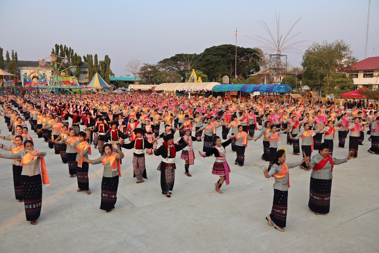 ชาวอำเภอปง จัดงานประเพณีบวงสรวงเจ้าพ่อหนองเรือคำสมโภช 108ปีและของดีอำเภอปง