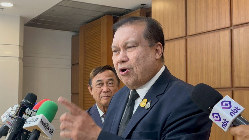 "สนธิญา" ร้องศาลฎีกาทบทวนคำสั่ง 10 สส.ปชน.  จี้สอบ ‘เท้ง’ ปมขึ้นเวทีหลังคำวินิจฉัย