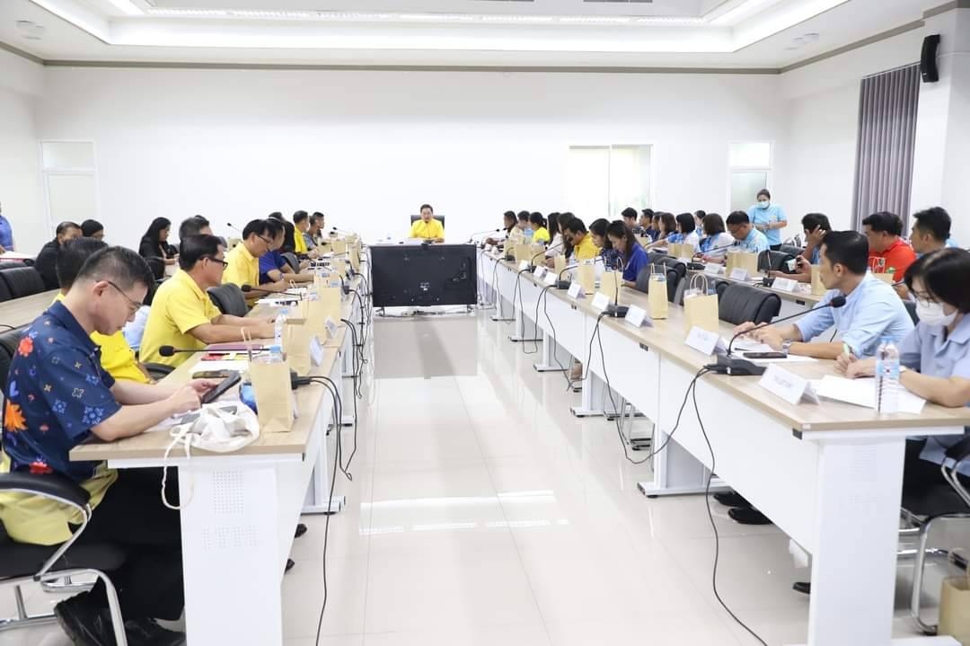 อ่างทองประชุมเตรียมความพร้อมจัดกิจกรรมเดินวิ่งปั่น ป้องกันอัมพาต ครั้งที่ 10