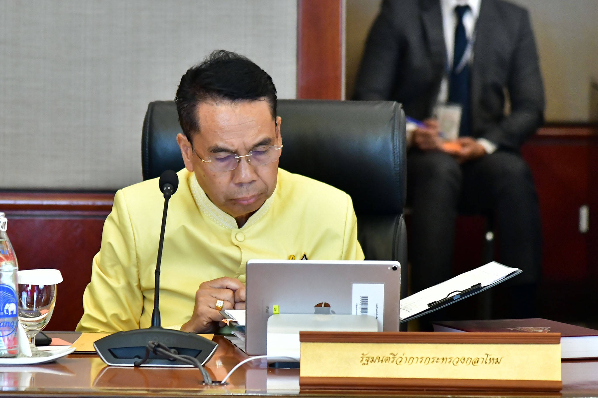 "บิ๊กทิน" เตรียมลงใต้ หลังเกิดเหตุการณ์ความไม่สงบ สร้างขวัญกำลังใจทหาร