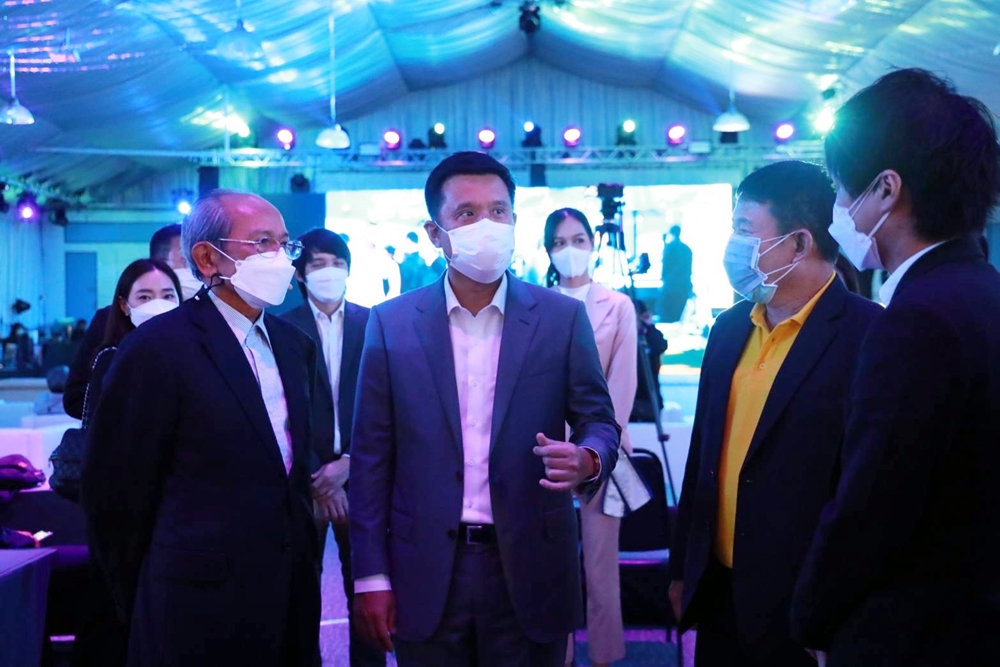 "ชัยวุฒิ" เผย "บิ๊กตู่" ปลื้มเทรนด์ดิจิทัล ดัน "Metaverse ภูเก็ต" ย้ำ mobile banking ไทยอันดับ 1 ของโลก    