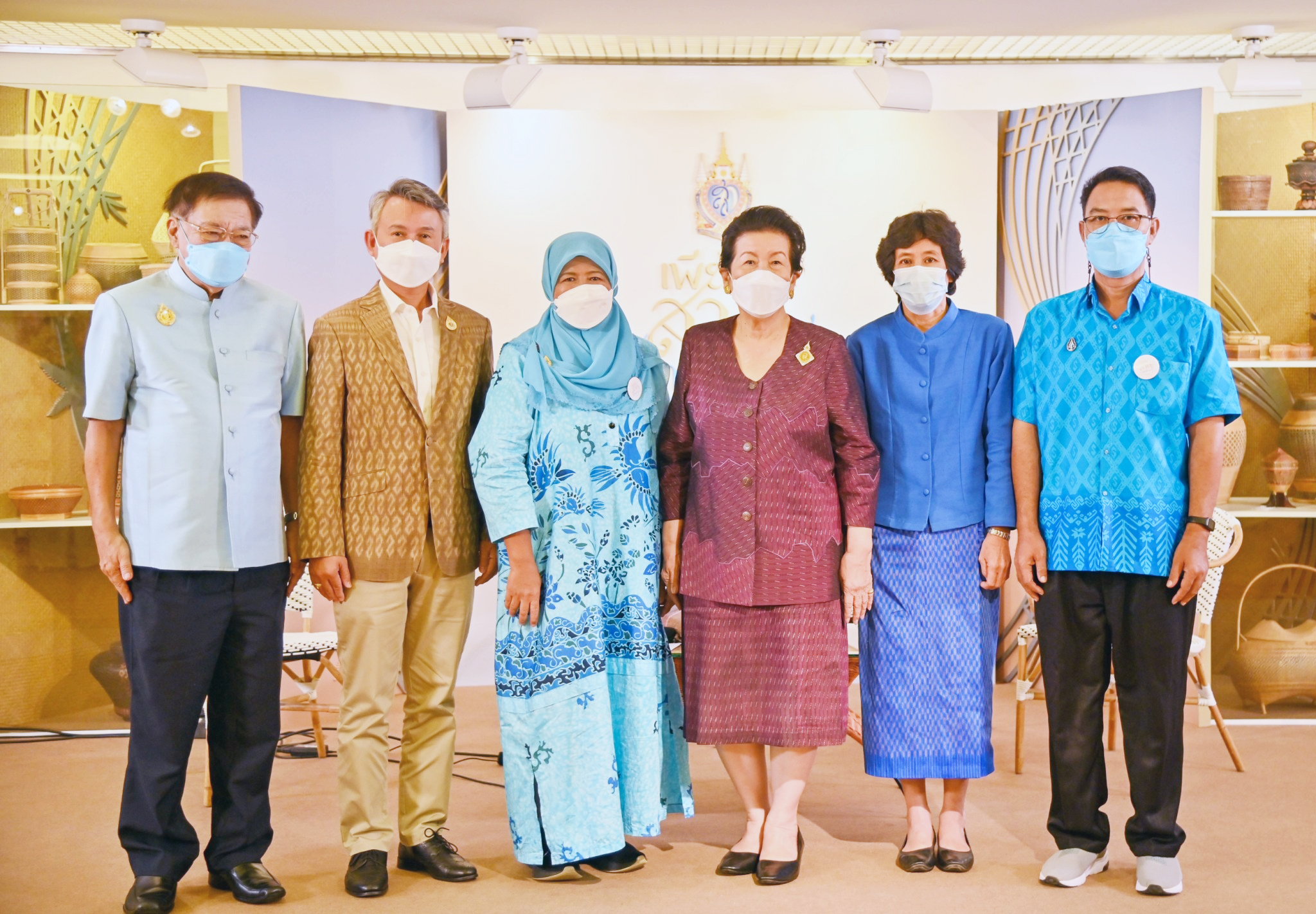 มูลนิธิส่งเสริมศิลปาชีพฯ จัดเสวนาทางวิชาการ “นำอดีตสู่ปัจจุบัน และก้าวพร้อมกันในอนาคต กับงานจักสานไทย” ในงานนิทรรศการ “เพียรสาน...งานศิลป์”