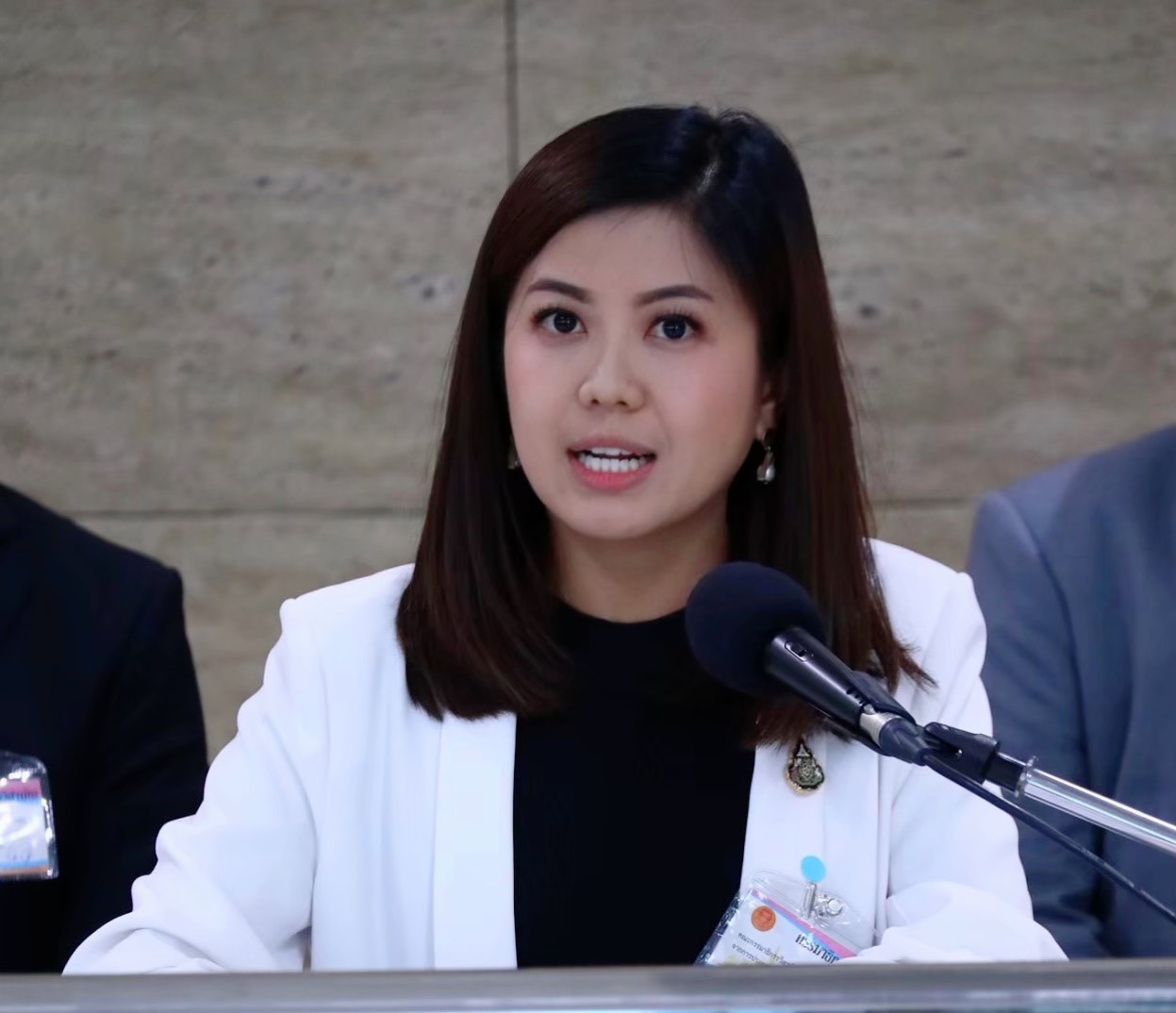 "ทิพานัน" เหน็บ "ธนาธร"  หยุดบิดเบือน-คุกคาม กระบวนการยุติธรรม หลังแกนนำไม่ขอใช้สิทธิ์ประกันตัวเอง