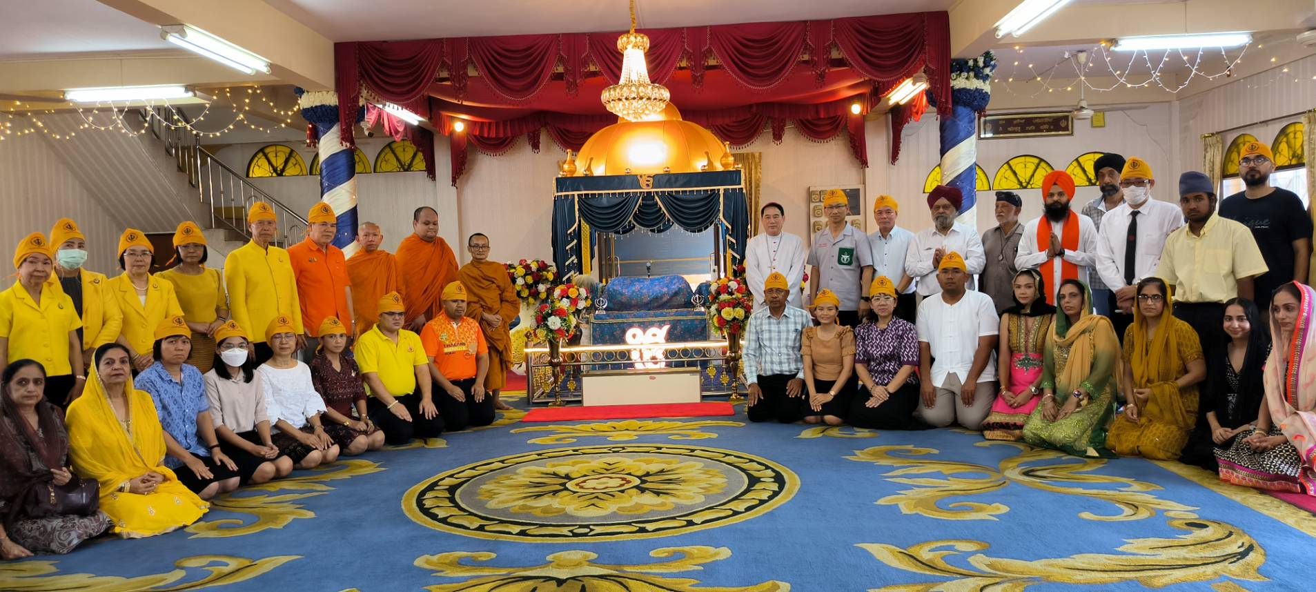  โคราชปิ้งไอเดียจัดประชุมสัญจรศาสนิกสัมพันธ์นำพระสงฆ์-อิหม่ามและบาทหลวงเยี่ยมชมวัดซิกข์