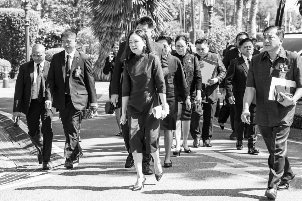 "เลขาธิการนายกฯ" แจง ครม. ไม่มีมติห้ามเอกชนจัดกิจกรรมรื่นเริง ขอพิจารณาปรับรูปแบบ ให้เหมาะสมกับการไว้อาลัย