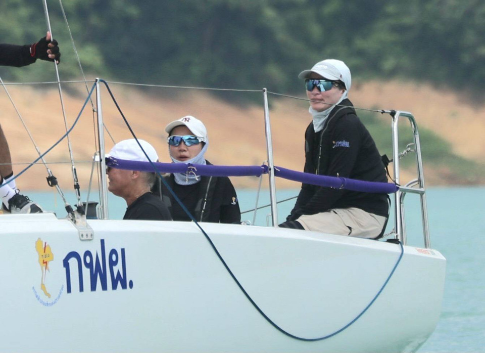 สายลมแห่งพระเมตตา“พระราชินี” ทรงเรือใบ ตำแหน่ง Skipper ในกิจกรรมเฉลิมพระเกียรติฯ 