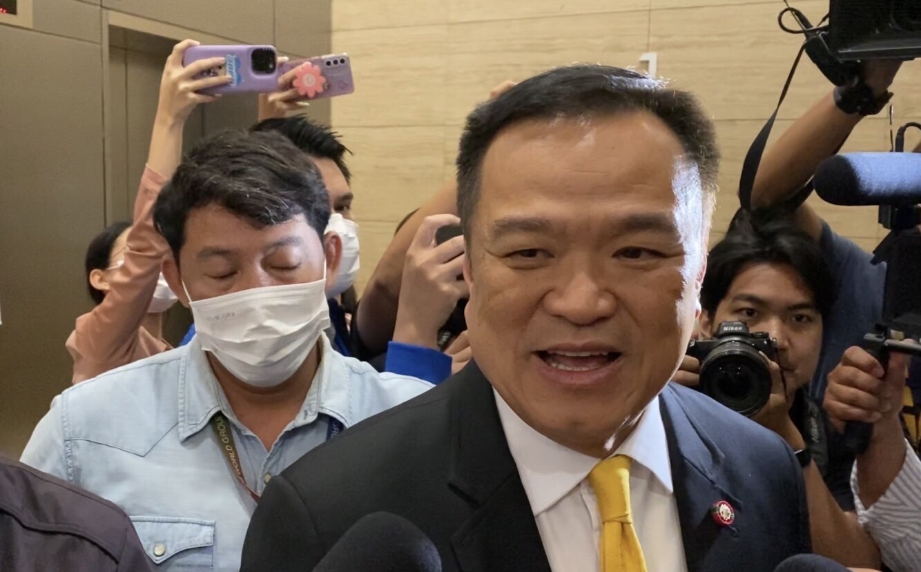 "อนุทิน " เชื่อ "ทักษิณ" กลับไทยตรงวันโหวตนายกฯแค่ประจวบเหมาะ ไร้นัยยะทางการเมือง 