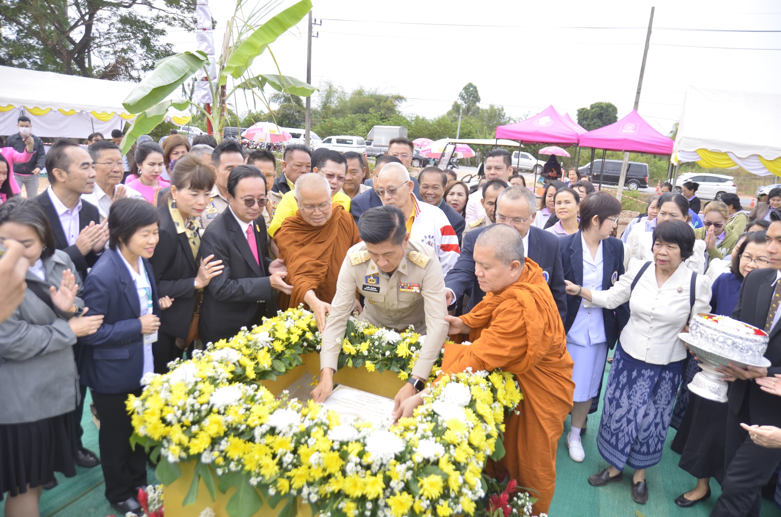 โรงพยาบาลสมเด็จพระยุพราชท่าบ่อ จัดพิธีวางศิลาฤกษ์อาคารเฉลิมพระเกียรติเนื่องในโอกาสมหามงคลพระราชพิธีบรมราชาภิเษก พ.ศ.2562