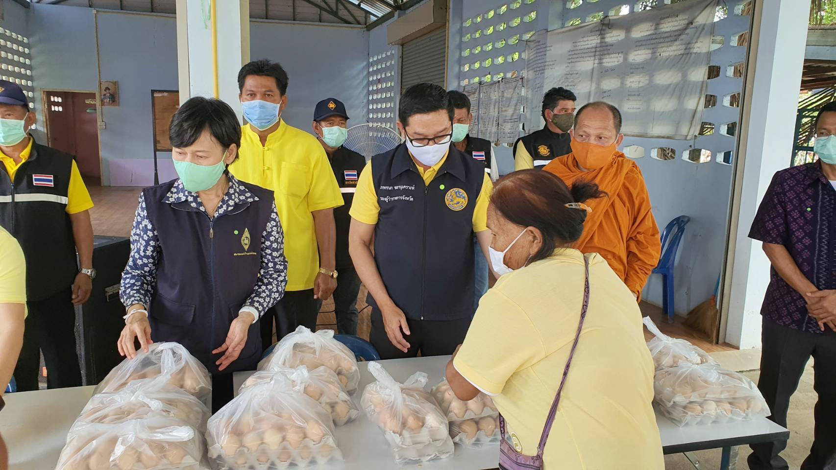 หน่วยบัญชาการสงครามพิเศษ ร่วมกับชมรมแม่บ้านมหาดไทย และคณะสงฆ์วัดป่าโพธิ์ทอง จังหวัดลพบุรี จัดคาราวานรถครัวสนามสัญจร ตลอดทั้งสัปดาห์